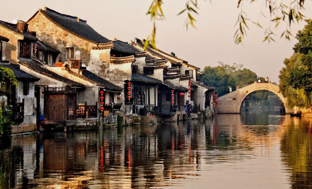 浙江经济发展与环境可持续性的平衡之道探讨